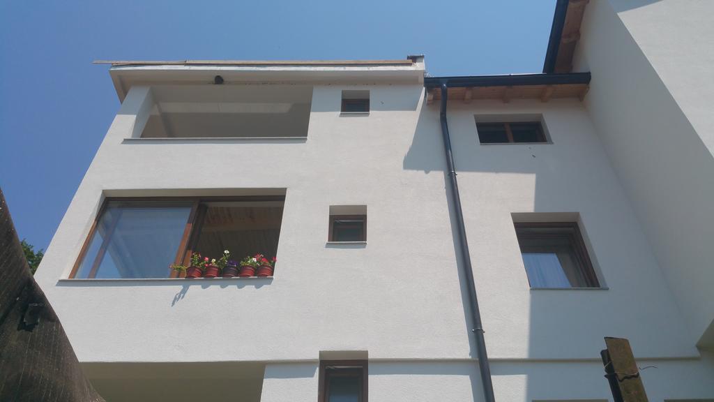 Aste Guesthouse Tropoje Exterior photo